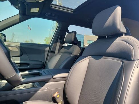 New 2027 Kia Telluride S w/ Towing Package image 14