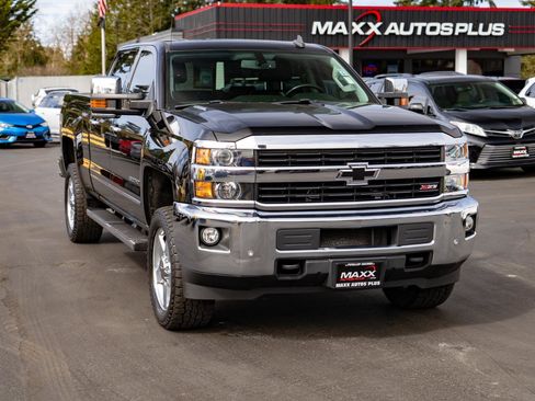 Used 2015 Chevrolet Silverado 2500 LTZ w/ Duramax Plus Package image 2