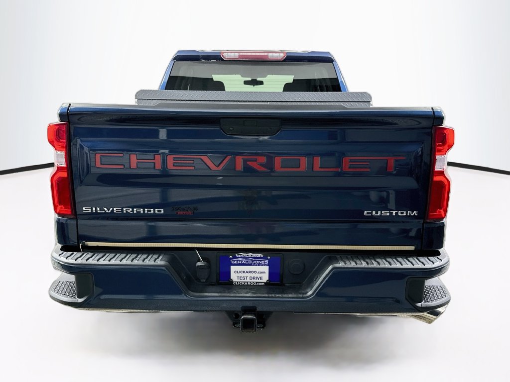 Used 2020 Chevrolet Silverado 1500 Custom w/ Custom Value Package AWD/4WD image 14