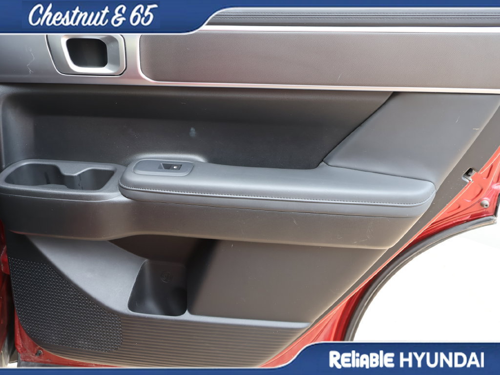 Used 2025 Hyundai Santa Fe SEL AWD/4WD image 11