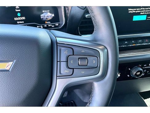 Used 2024 Chevrolet Silverado 1500 LT AWD/4WD image 12