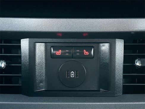 Used 2023 Ford F250 Lariat w/ Lariat Ultimate Package image 26