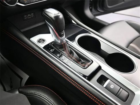 Used 2025 Nissan Altima 2.5 SR image 15