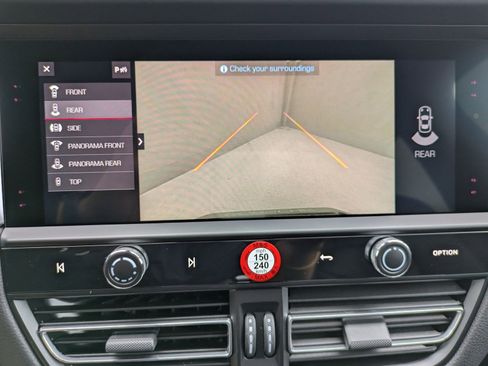 New 2025 Porsche Macan S image 19