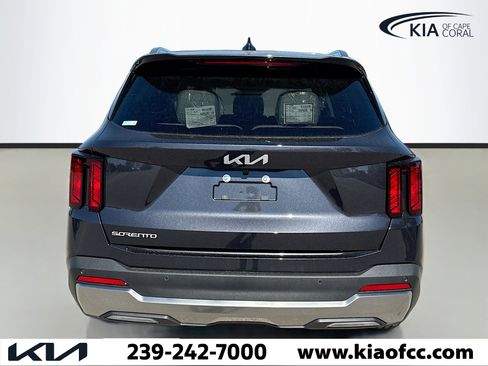 New 2026 Kia Sorento EX image 4