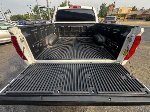 Used 2021 Toyota Tundra SR5 AWD/4WD image 11