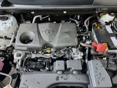 Certified 2025 Toyota RAV4 XLE image 27