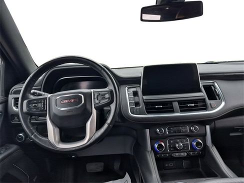 Used 2022 GMC Yukon SLT w/ SLT Premium Package image 10