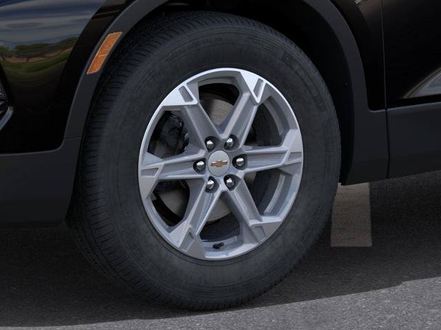 New 2026 Chevrolet Blazer LT w/ LPO, Black Grille Bar Package AWD/4WD image 33