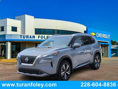 Used 2023 Nissan Rogue SL w/ SL Premium Package