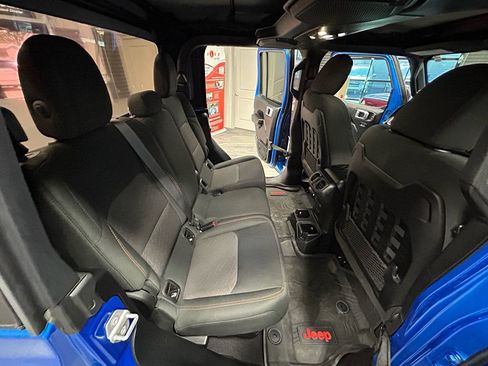 Used 2021 Jeep Gladiator Mojave AWD/4WD image 42