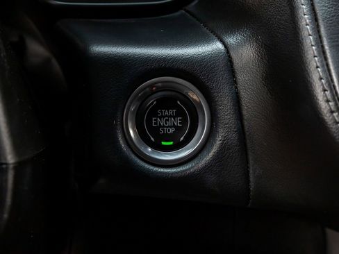 Used 2023 GMC Yukon SLE image 19