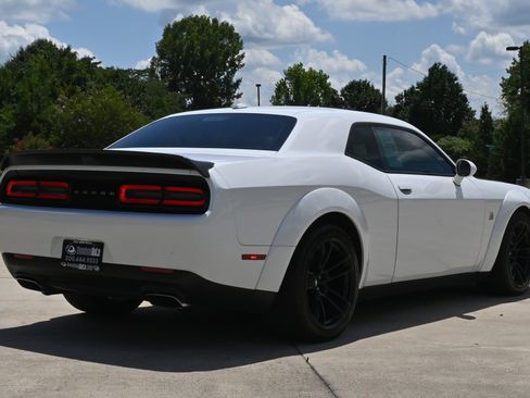 Used 2021 Dodge Challenger R/T Scat Pack image 9