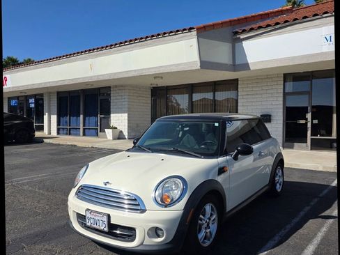 Used 2012 MINI Cooper Hardtop image 3