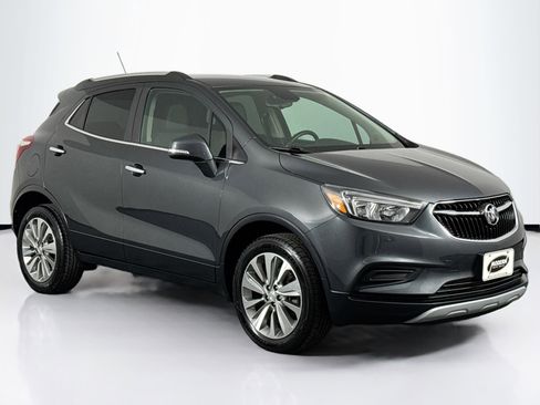 Used 2017 Buick Encore Preferred image 2