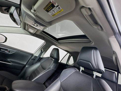Certified 2020 Toyota RAV4 Limited AWD/4WD image 15