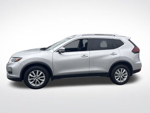 Used 2018 Nissan Rogue SV w/ Sun & Sound Touring Package AWD/4WD image 5