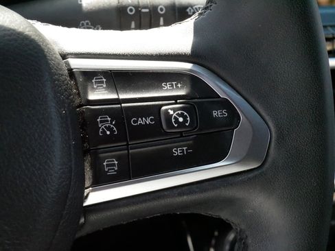 Used 2023 Jeep Compass Limited AWD/4WD image 25