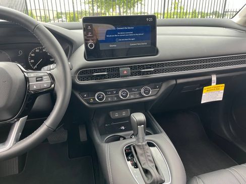 Certified 2026 Honda HR-V EX-L image 17