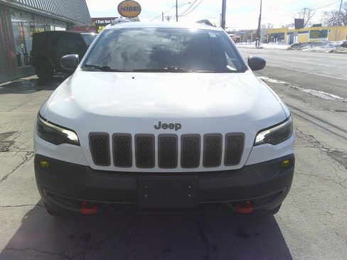 Used 2021 Jeep Cherokee Trailhawk w/ Premium Leather Package image 11