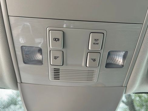 Used 2024 Volkswagen Taos S FWD image 29