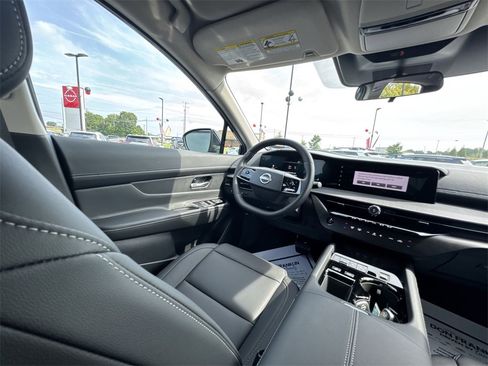 New 2025 Nissan Murano SV image 15