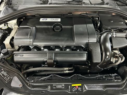 Used 2011 Volvo XC60 3.2 image 25