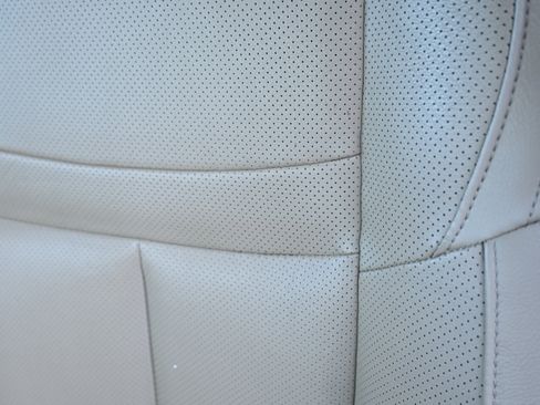 Used 2018 Nissan Rogue SL w/ Premium Package image 22