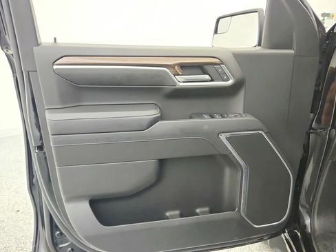 Used 2022 Chevrolet Silverado 1500 LT image 33