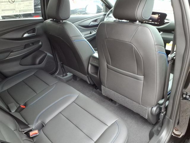 Used 2026 Buick Envista Sport Touring w/ Convenience I Package FWD image 23