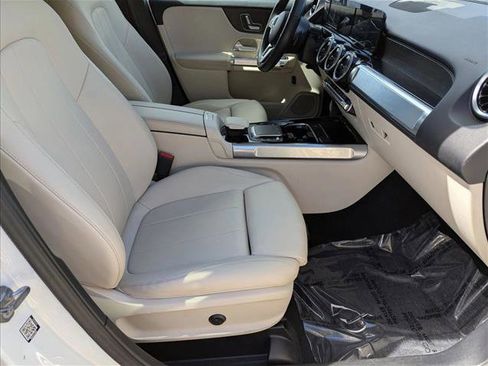 Used 2021 Mercedes-Benz GLB 250 image 20