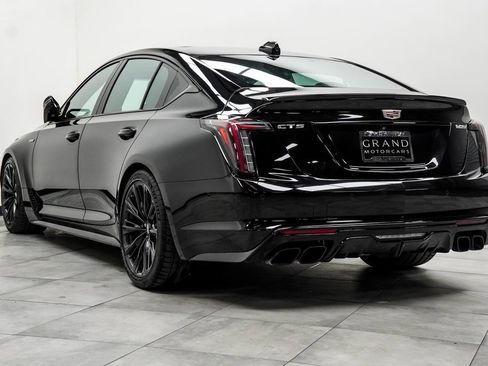 Used 2022 Cadillac CT5 V Blackwing w/ Parking Package image 10
