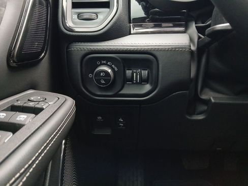 New 2026 RAM 1500 Limited w/ Night Edition image 15