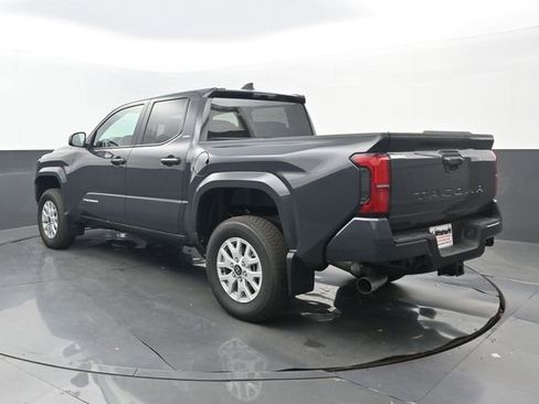 Used 2026 Toyota Tacoma SR5 RWD image 3
