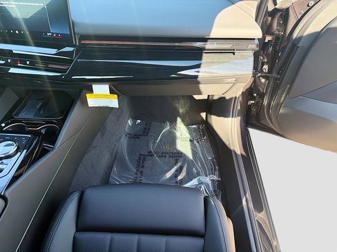 New 2026 BMW 530i w/ Convenience Package image 18