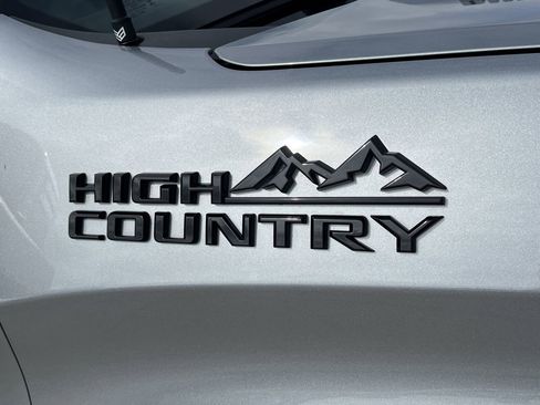 Used 2024 Chevrolet Silverado 1500 High Country w/ Max Trailering Package image 9