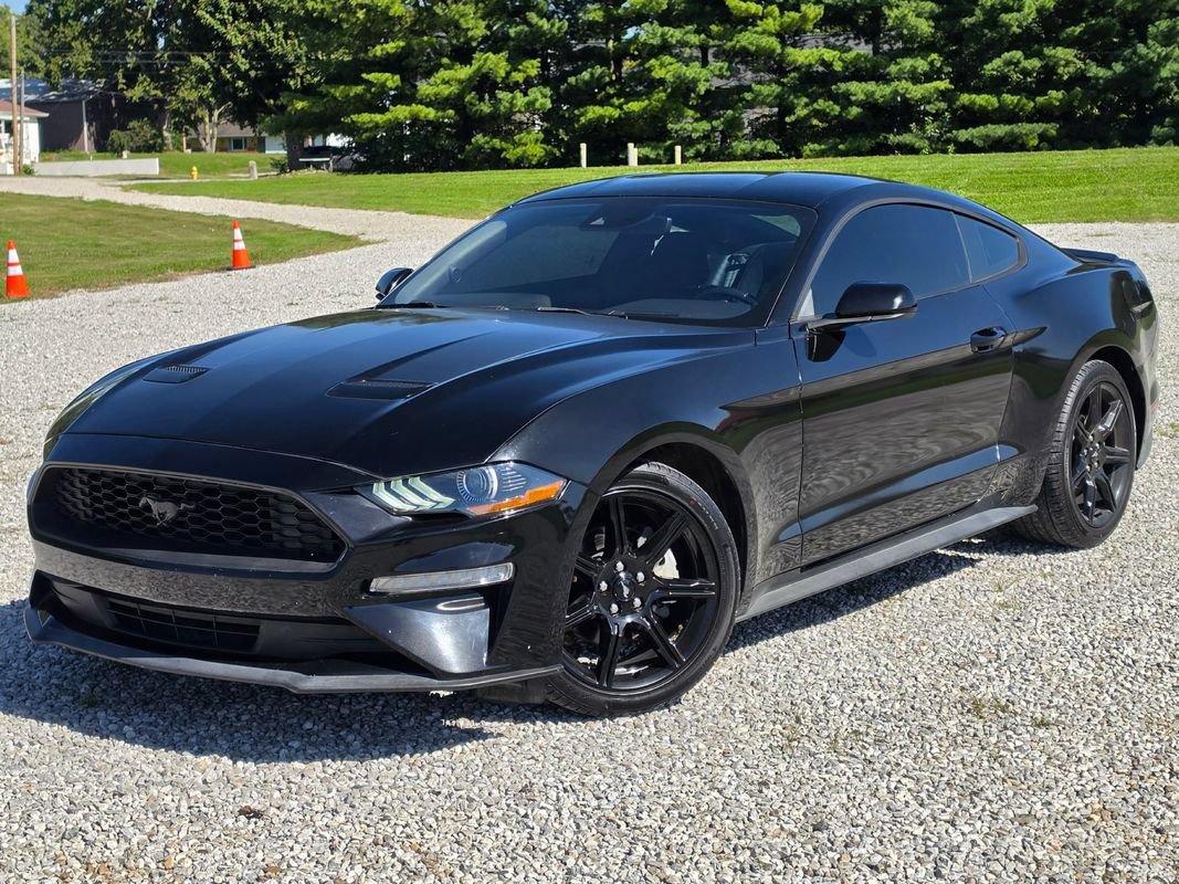 Used 2019 Ford Mustang Coupe w/ Ford Safe & Smart Package RWD image 1