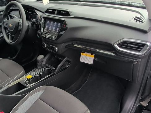 Used 2023 Chevrolet TrailBlazer LT w/ Convenience Package AWD/4WD image 30