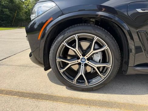 Used 2022 BMW X5 xDrive45e w/ M Sport Package AWD/4WD image 10