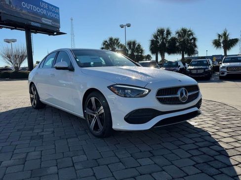 Used 2025 Mercedes-Benz C 300 Sedan image 6