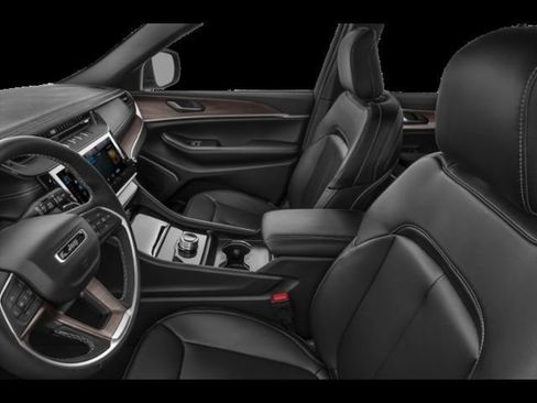 New 2026 Jeep Grand Cherokee Limited image 26