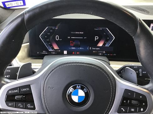 Used 2023 BMW X7 xDrive40i w/ Executive Package AWD/4WD image 14