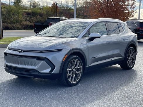 New 2026 Chevrolet Equinox EV LT w/ LPO, Tech Bronze Package image 3