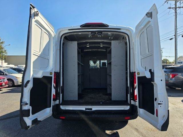 Used 2019 Ford Transit 250 130 Medium Roof RWD image 39