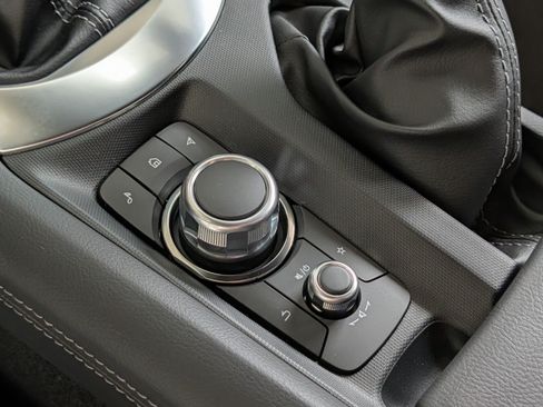 New 2026 MAZDA MX-5 Miata Club w/ Weather Package RWD image 23