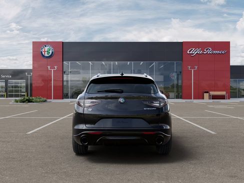 New 2025 Alfa Romeo Stelvio Sprint w/ Veloce Package AWD/4WD image 8