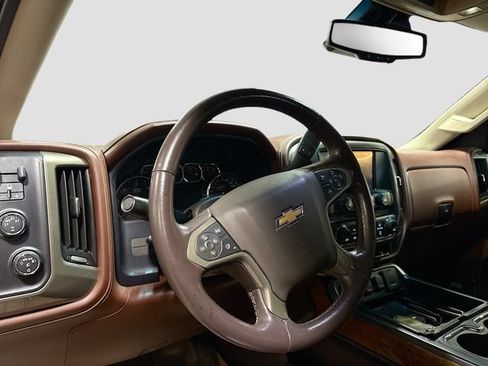 Used 2014 Chevrolet Silverado 1500 High Country w/ High Country Premium Package AWD/4WD image 10