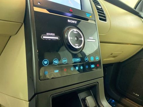 Used 2019 Ford Flex Limited AWD/4WD image 9