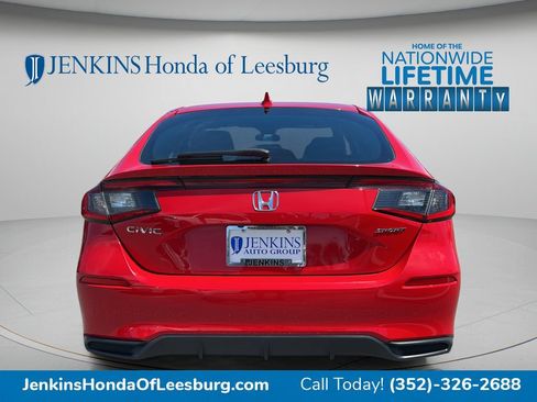 Used 2024 Honda Civic Sport image 4