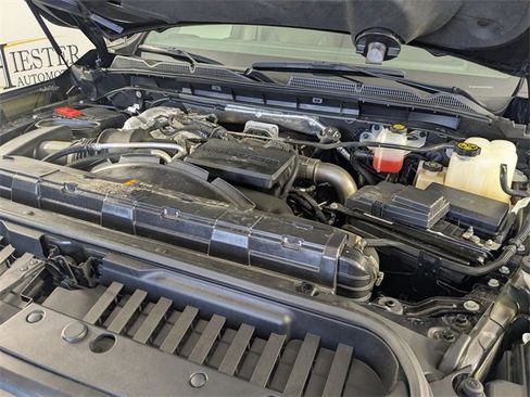 Used 2024 GMC Sierra 3500 SLT w/ SLT Premium Package image 37